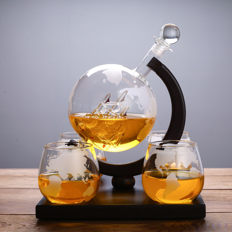 موزع ويسكي على شكل كرة أرضية م - مراجعة Decanter Globe Set وسعره