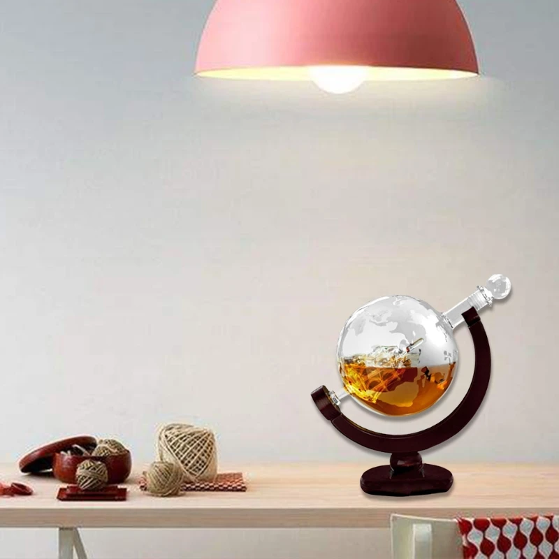 قارورة ويسكي على شكل كرة أرضية - مراجعة Decanter Globe Set وسعره